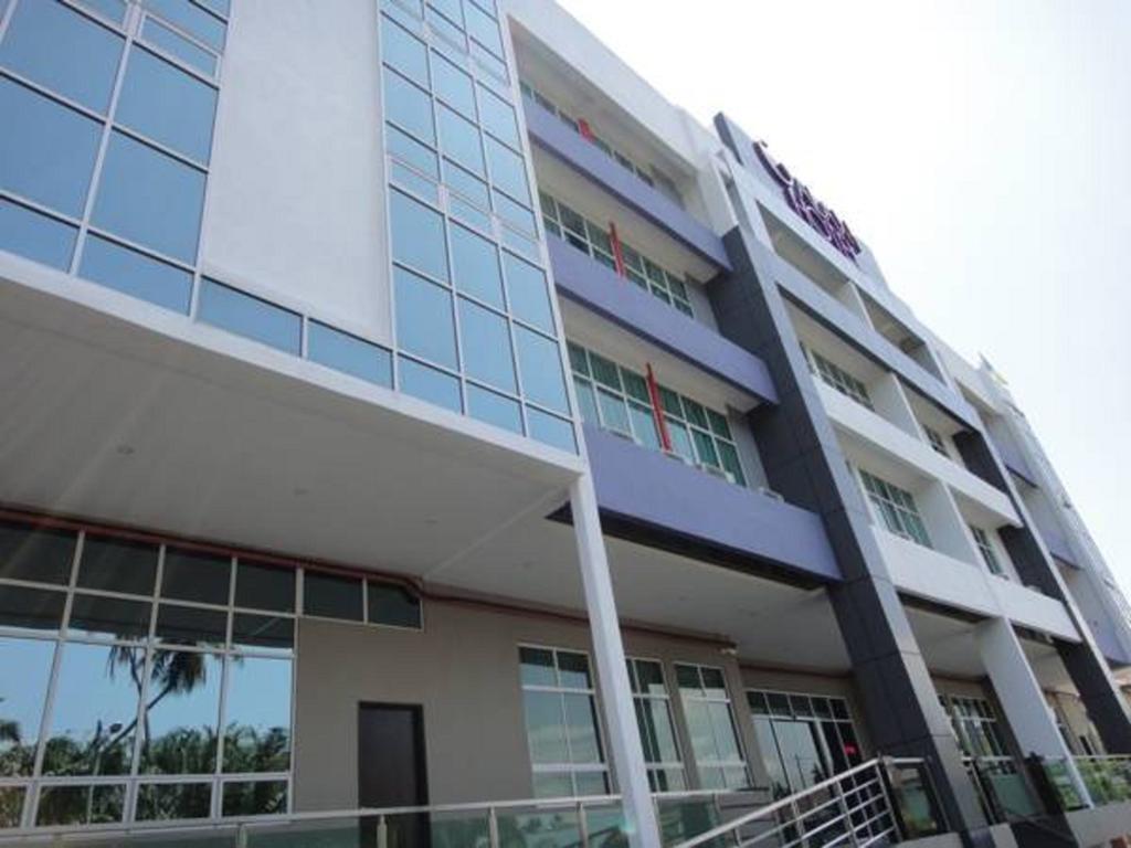Galaxy Hotel Simpang Ampat (Penang) Exterior foto